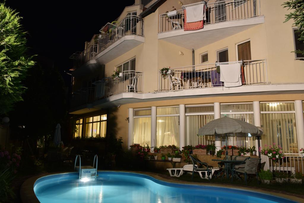 Solaris Apartments Saints Constantine and Helena Exteriér fotografie