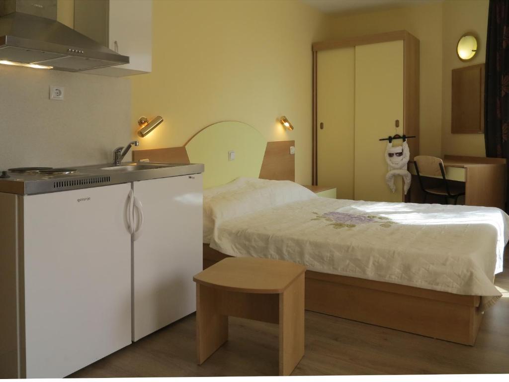 Solaris Apartments Saints Constantine and Helena Pokoj fotografie