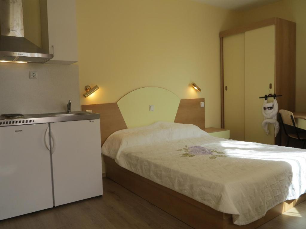 Solaris Apartments Saints Constantine and Helena Pokoj fotografie